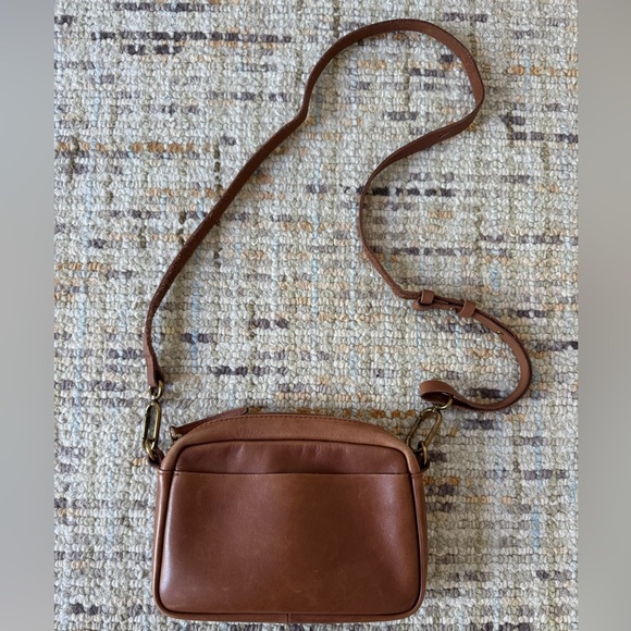 Madewell Handbags - Madewell Brown Leather Crossbody Bag